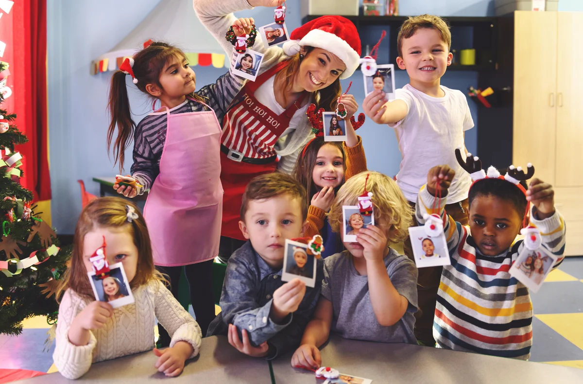 preschool class with Christmas activity
