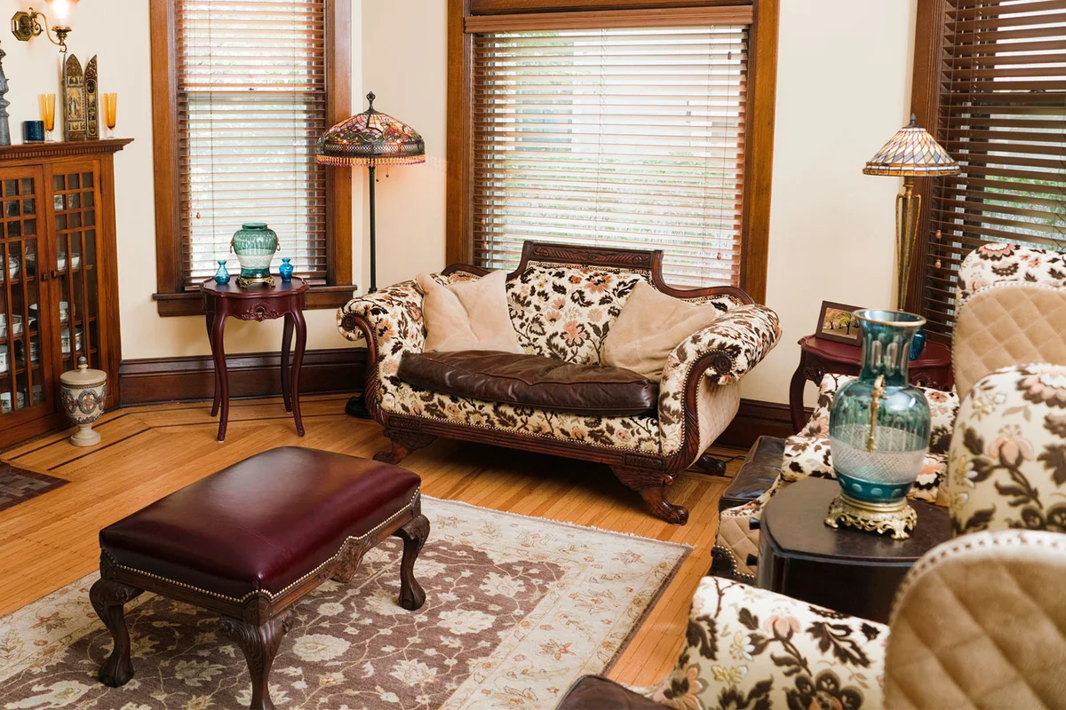 Victorian Style Living Room