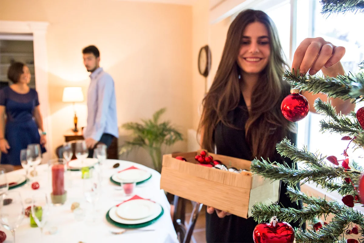 trim the Christmas tree themed party