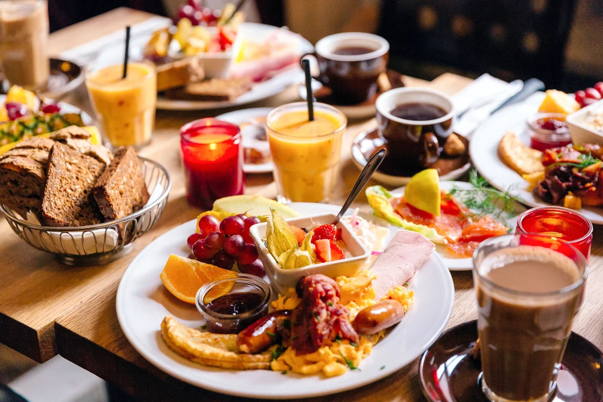 Christmas brunch theme party