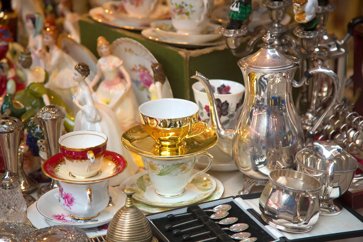 Old household goods for sale