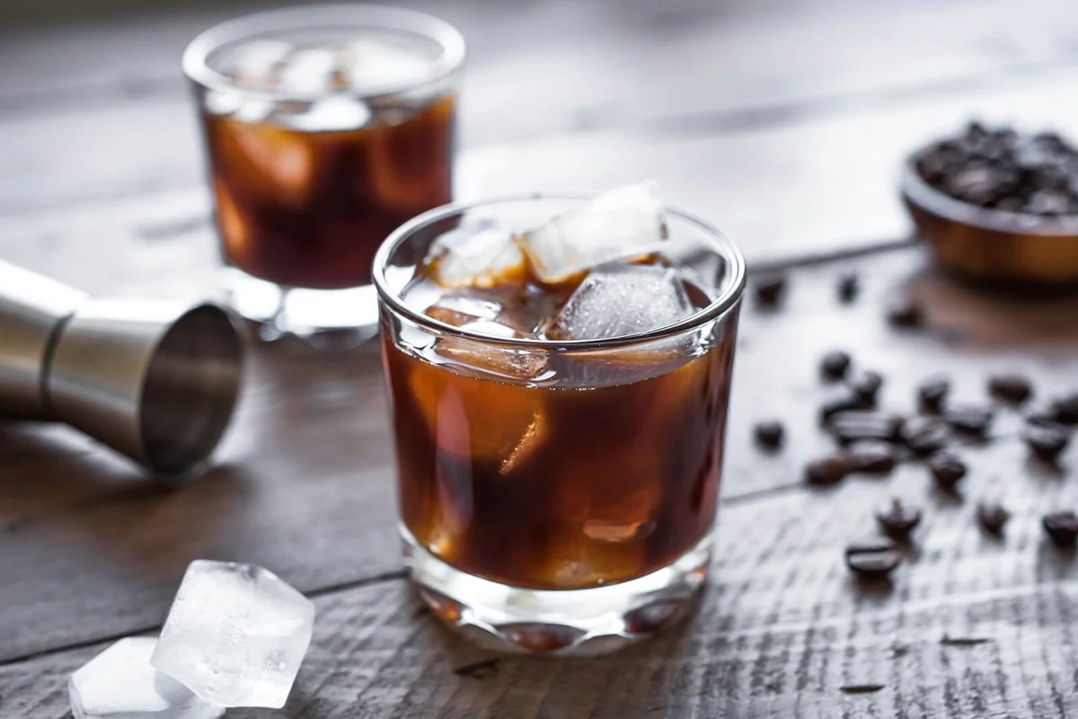 Black Russian Cocktail | Photo 137671836 © Oksanabratanova | Dreamstime.com