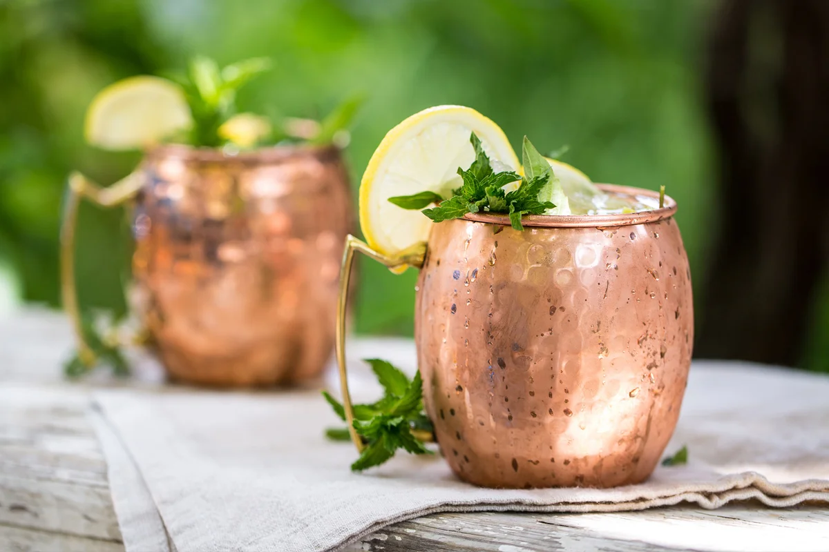 Autumn in Kentucky cocktail in copper mugs
