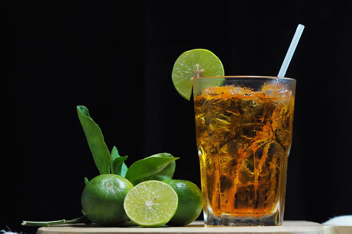 Not So Gingerly Mule with  Drink And Limes