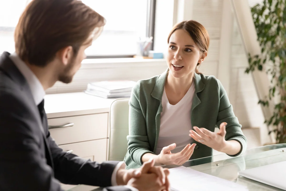 employee talking to manager about a leave of absence