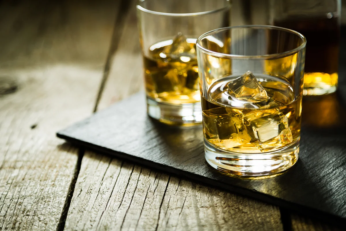 Irish Whiskey with ice in glasses