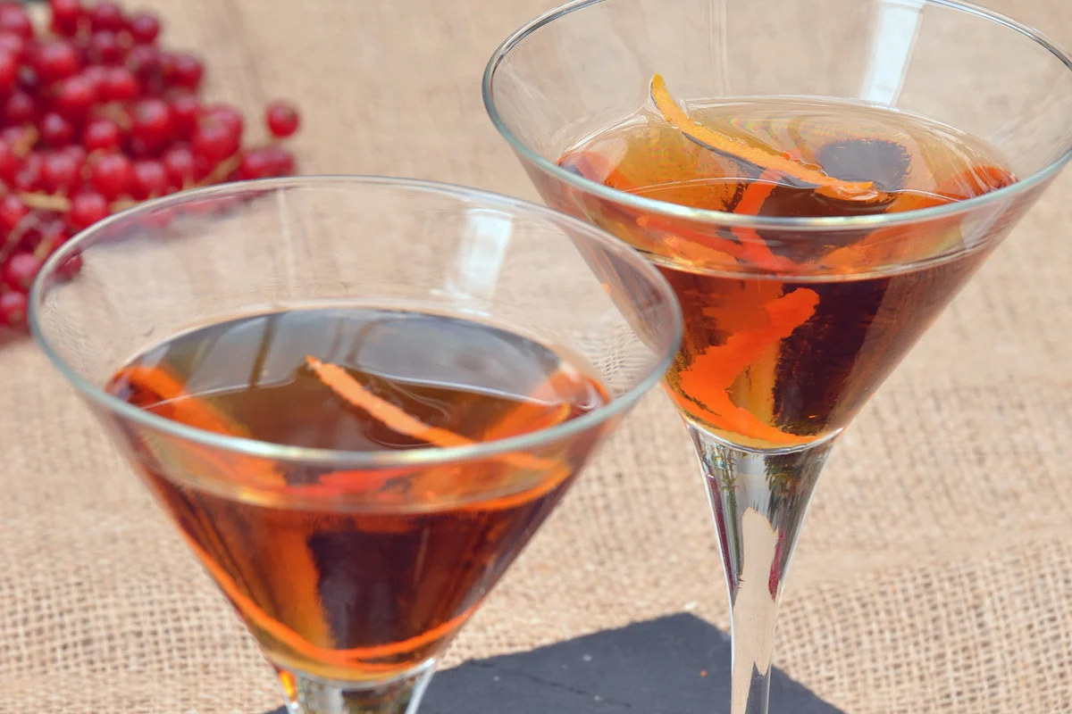 Portuguese Apple Cocktail