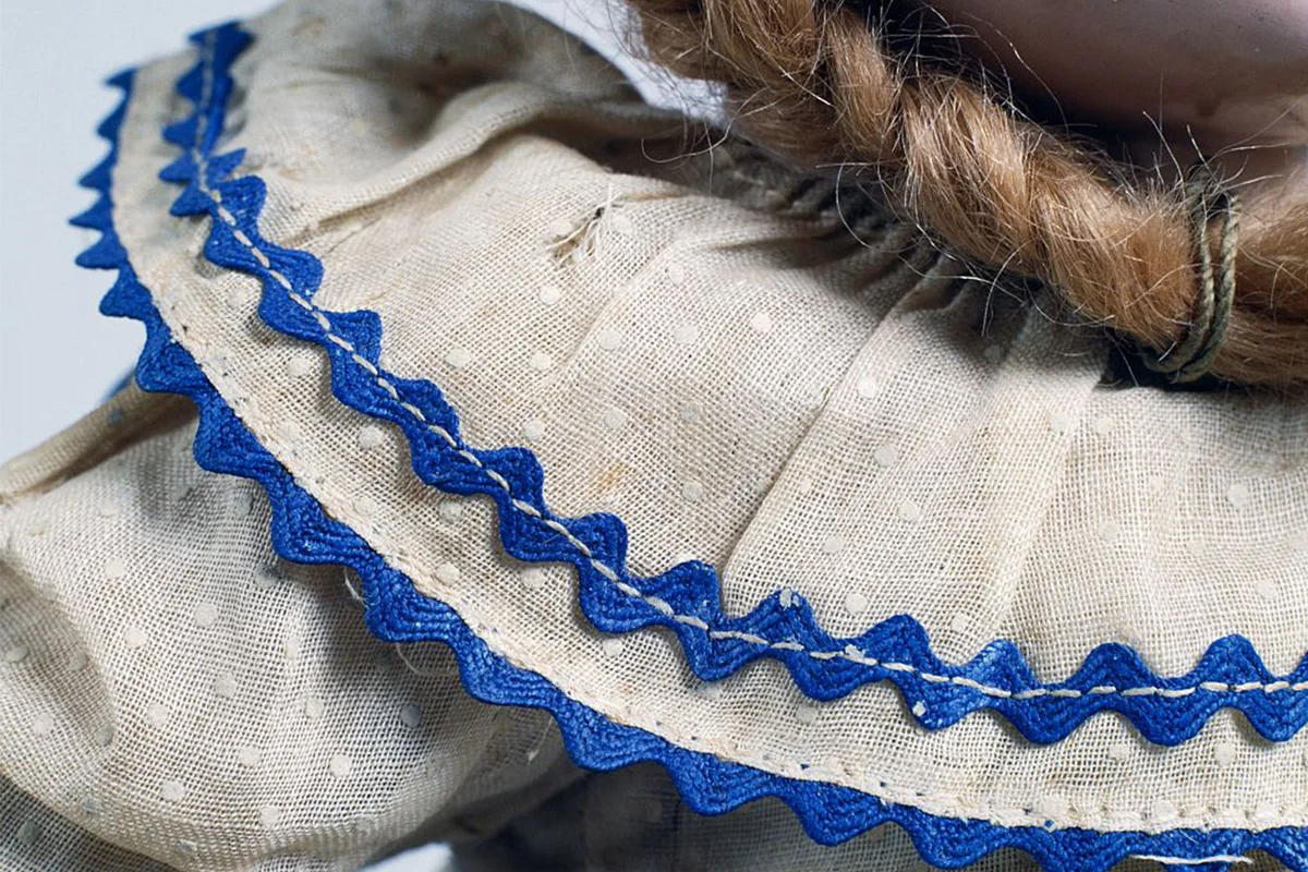 madame alexander doll dress detail