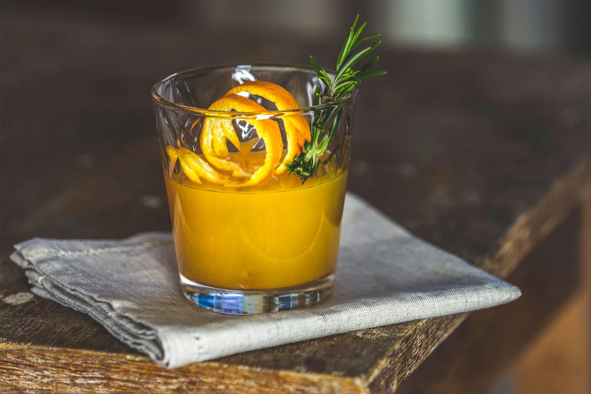 rosemary manhattan