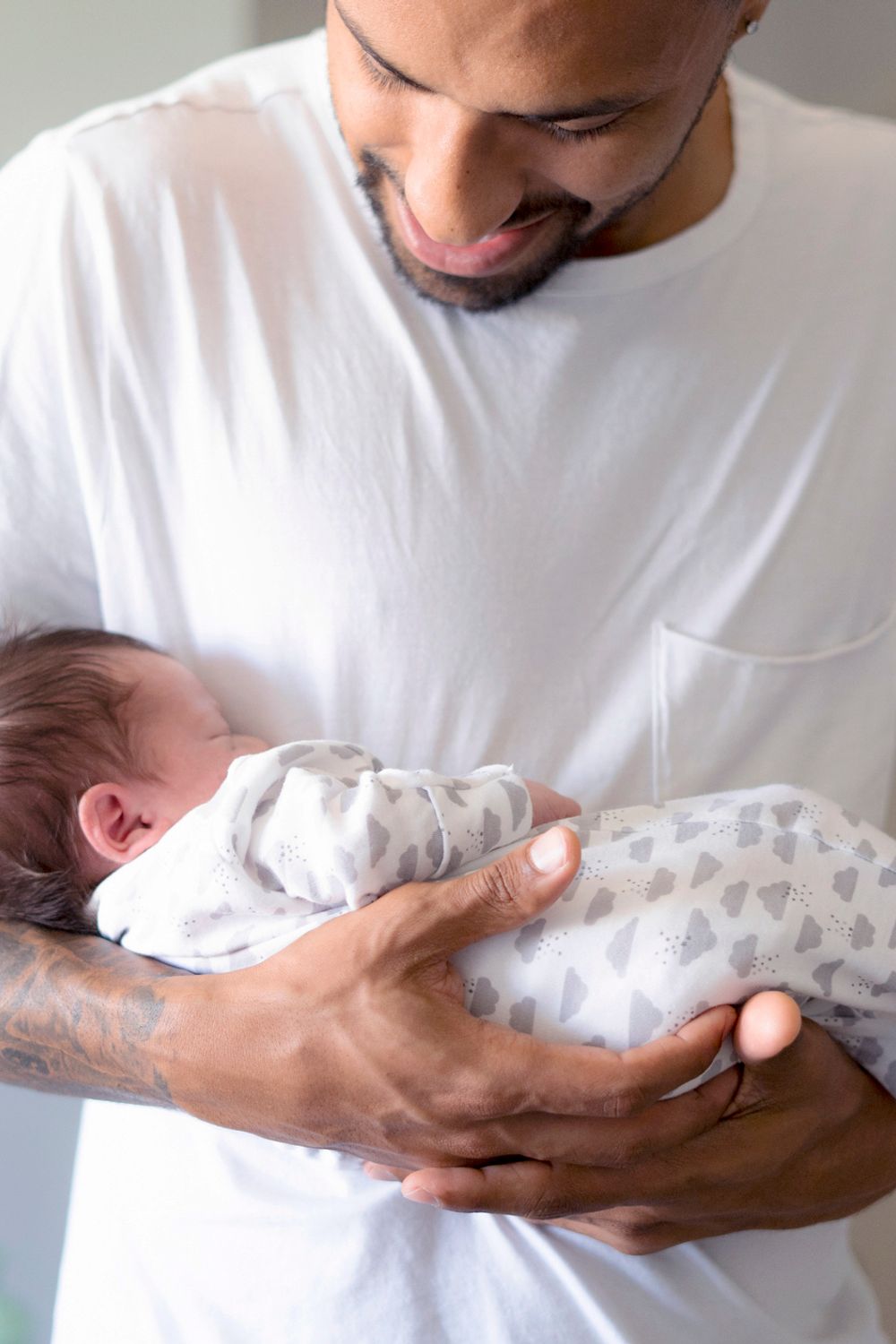 15 Unique Baby Shower Gifts for Dad He’ll Cherish Forever