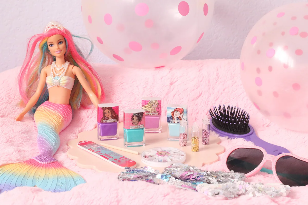 Glamour Barbie Beauty Station