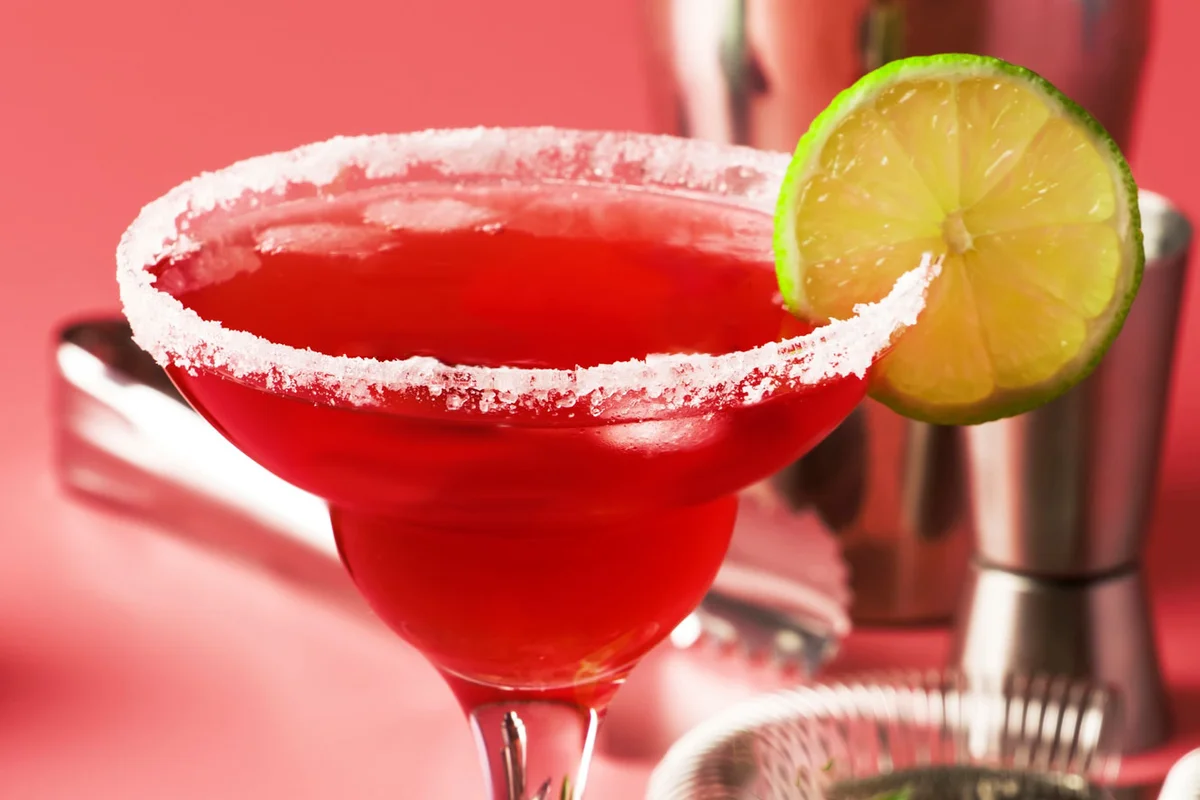 fruity pomegranate margarita