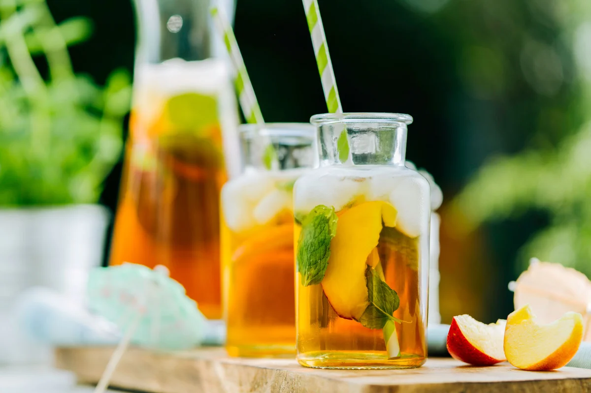 bourbon peach sweet tea fruity cocktail
