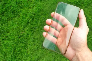 How to Clean a Clear Phone Case to Make It Good As New How to Clean a Clear Phone Case to Make It Good As New