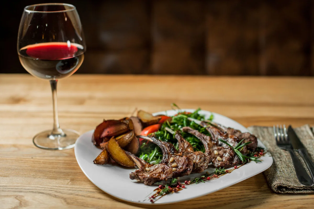 merlot wine with lamb chops