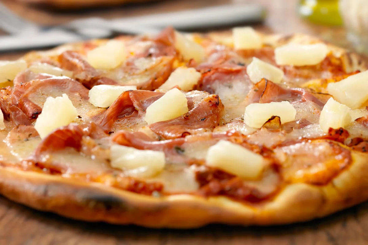 Hawaiian pizza