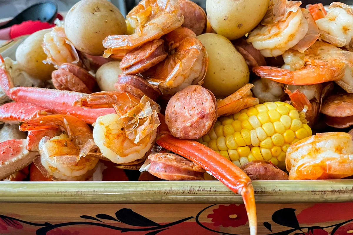 Steamed Shrimp, crab legs, sausage, potatoes, corn on the cob.