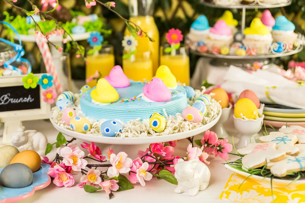 Marshmallow Peeps decorating cakes and cupcakes