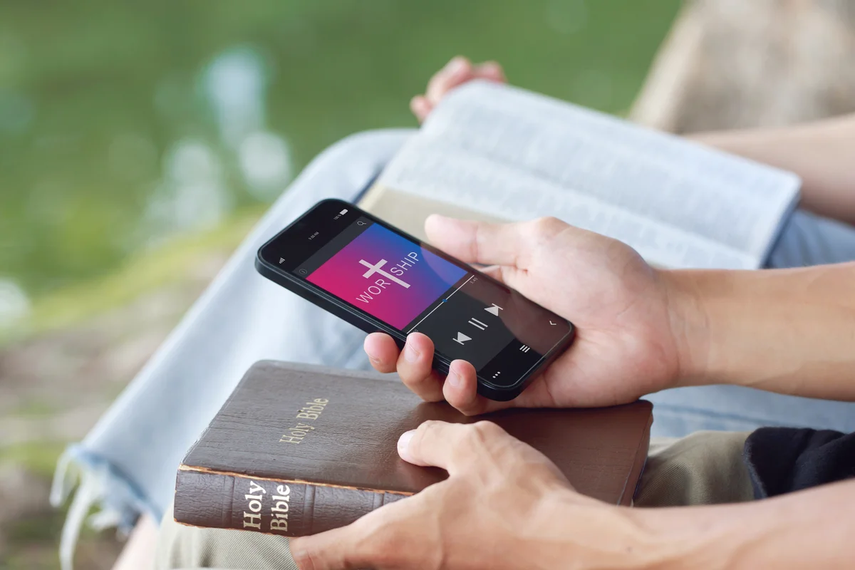 Study bible from mobile phones
