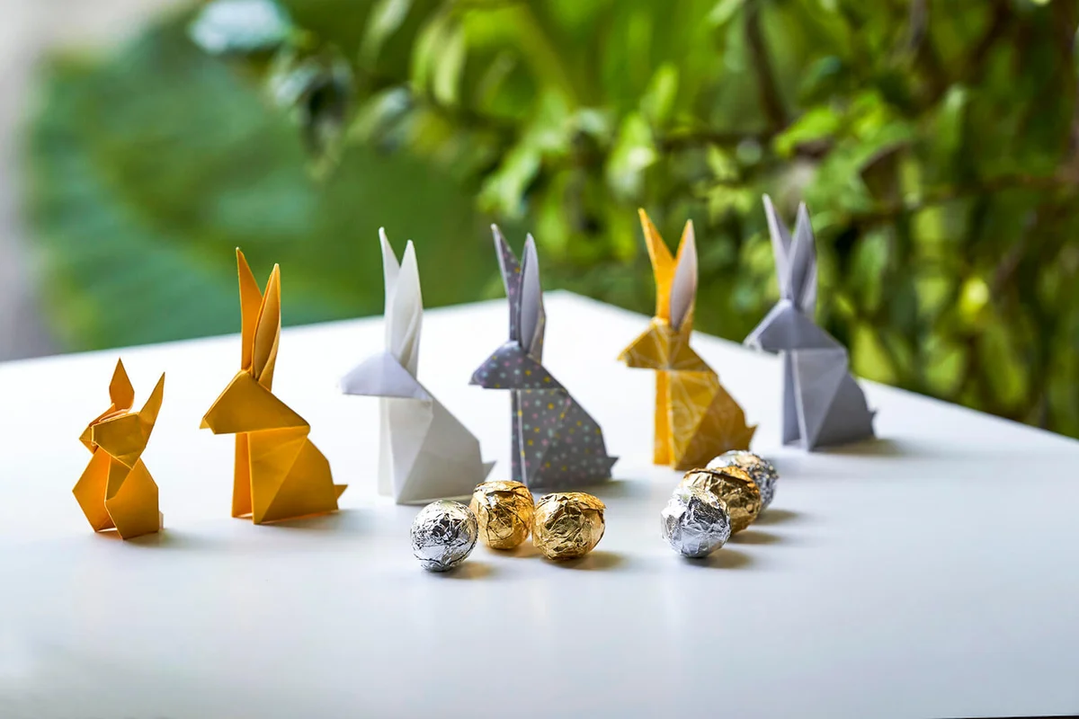 easter rabbit from color paper