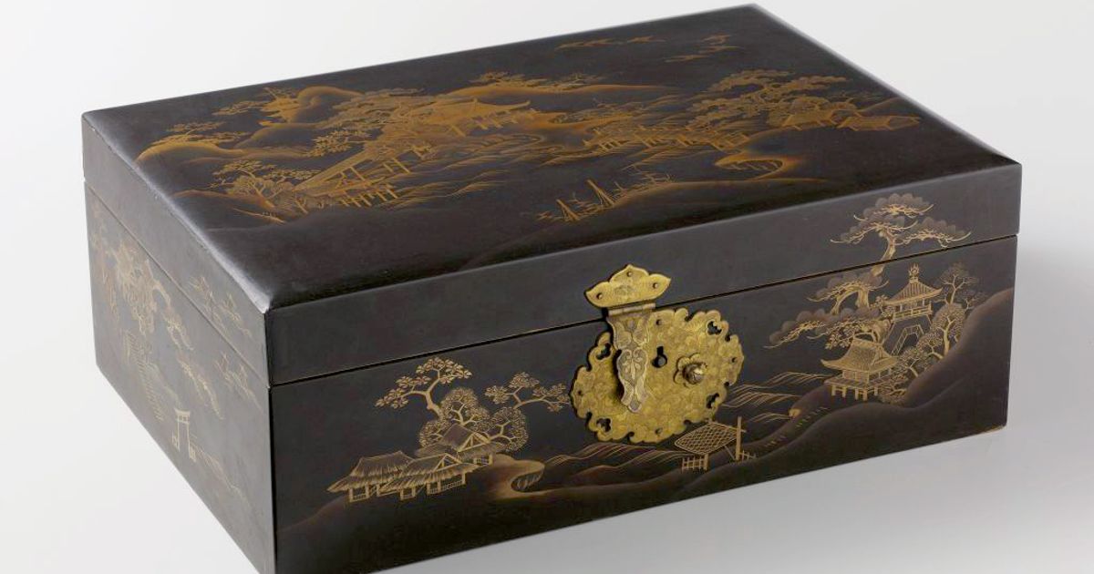 Vintage Japanese Music Box: History & Collecting Tips