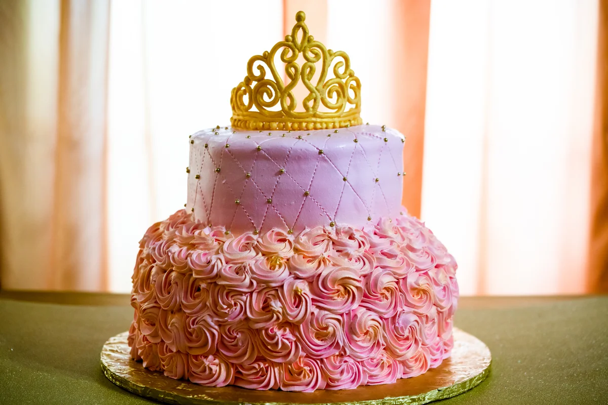 pink and gold royal cake