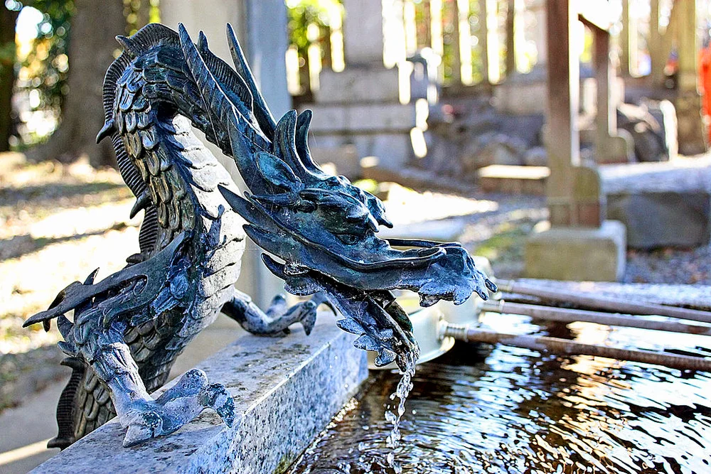 Handwash water dragon at Hachiman shrine