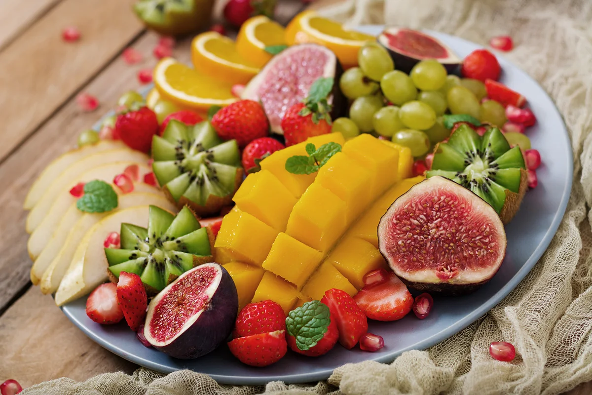 Platter fruits and berries