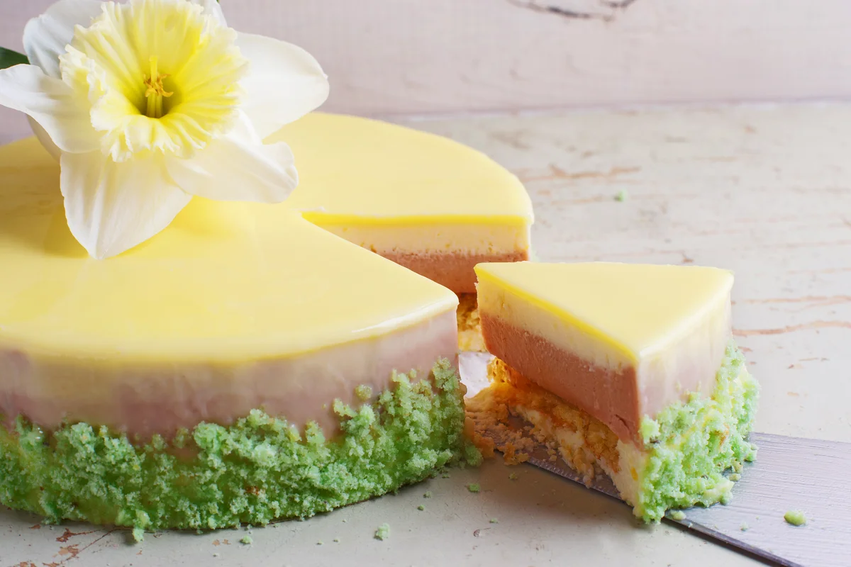 Passion fruit cake