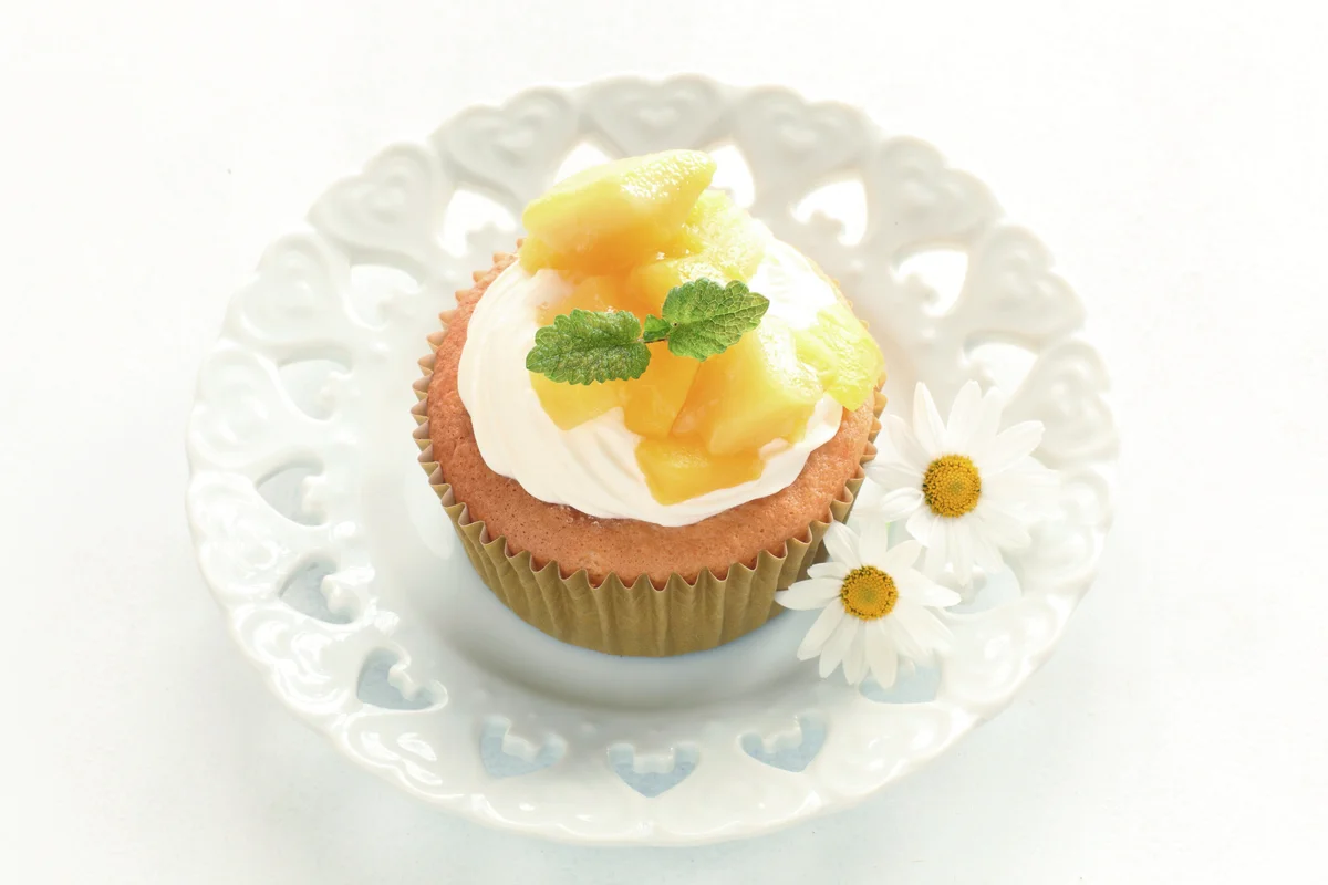 Mango cupcake