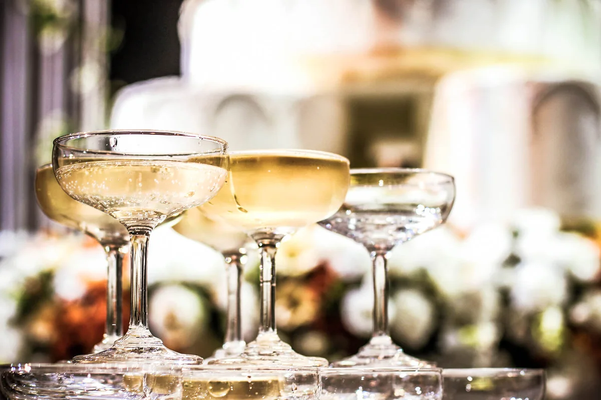 Sparkling cocktail on table