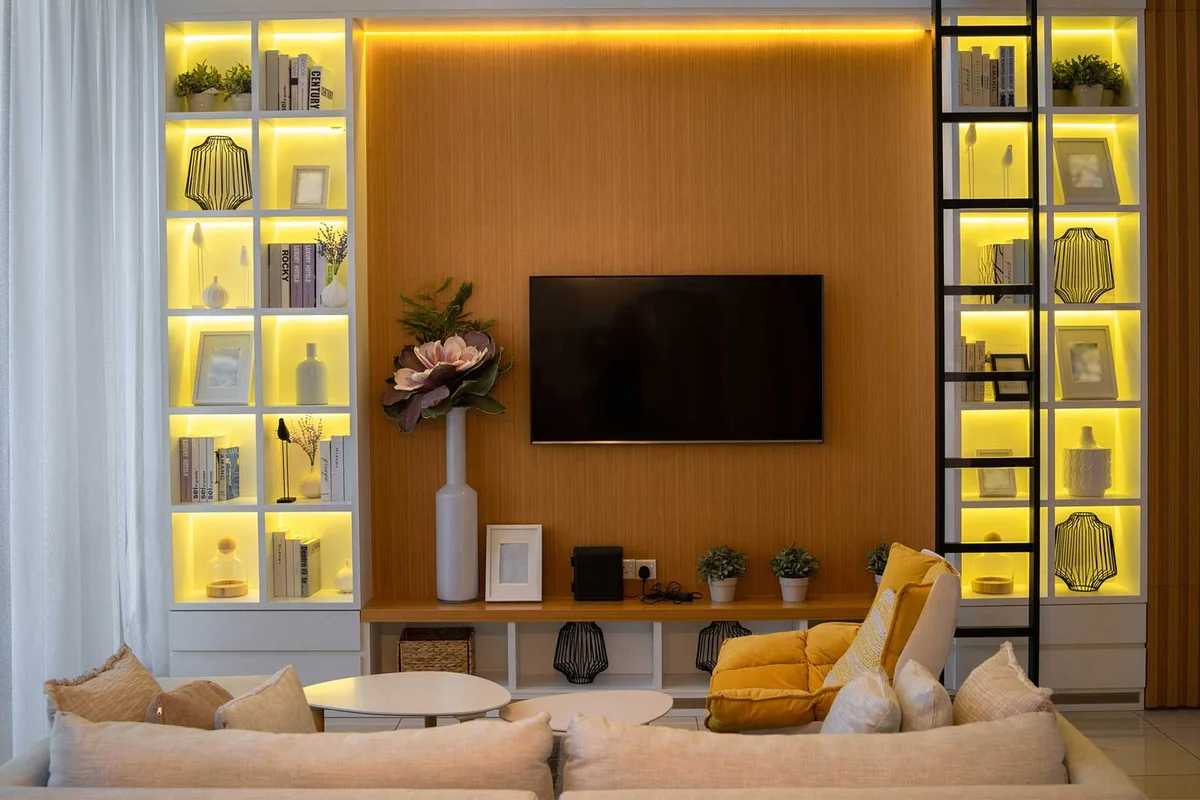 yellow room