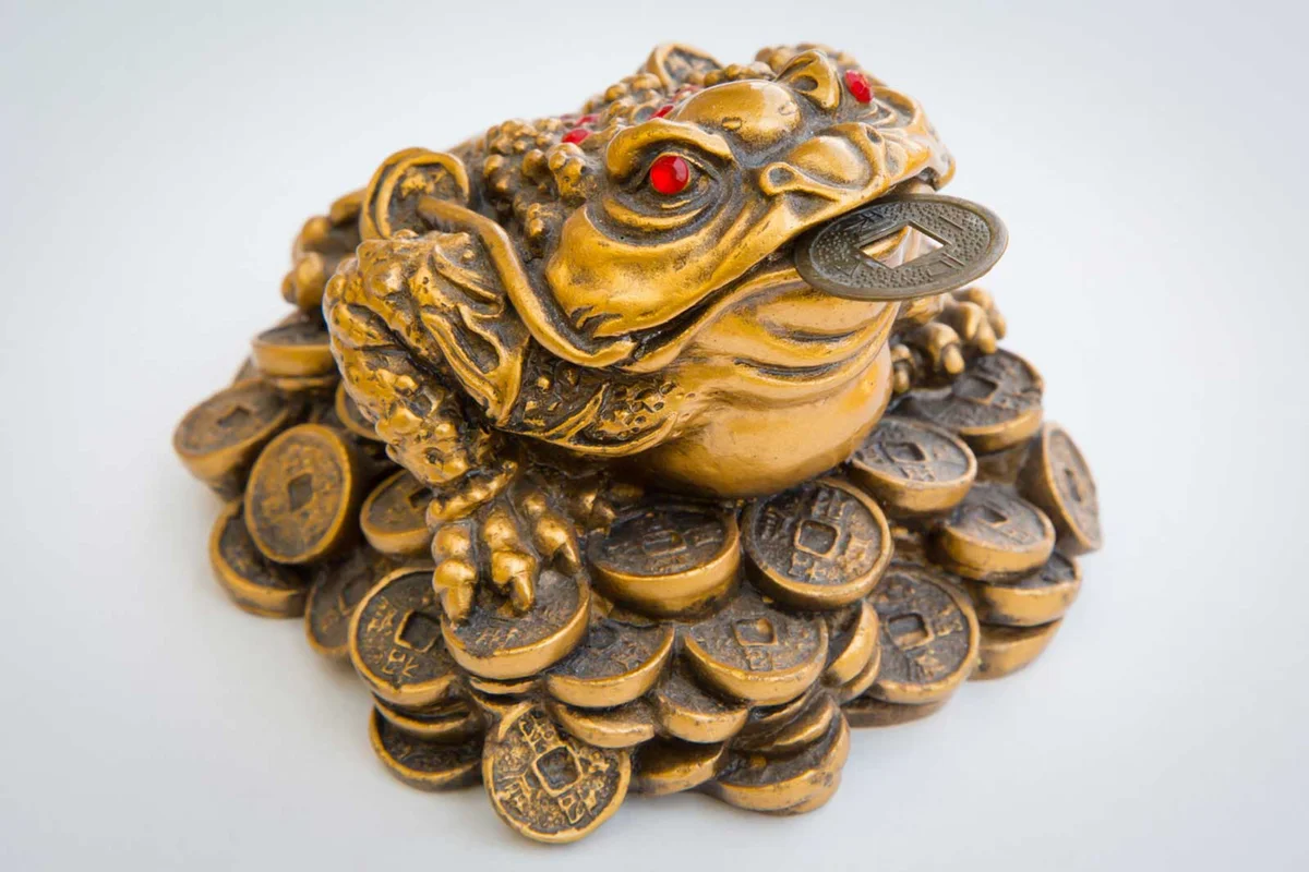 golden money frog feng shui