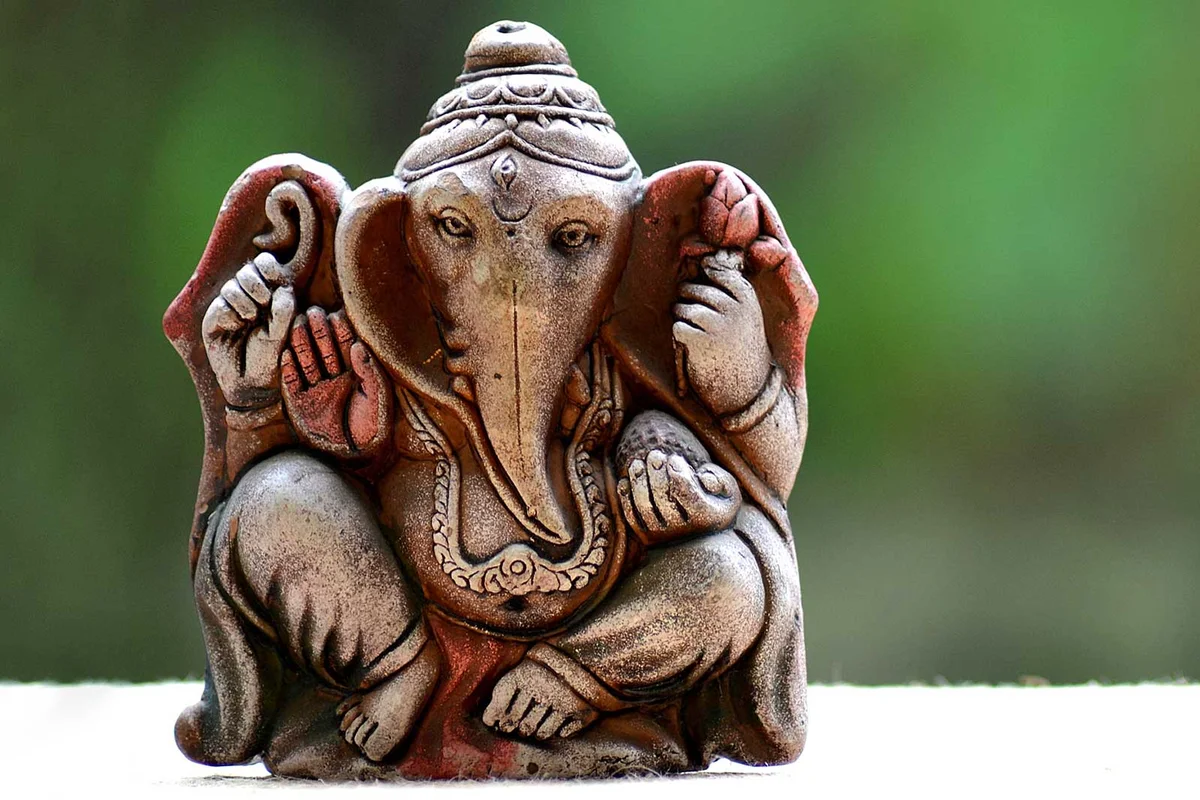 ganesh statue outside