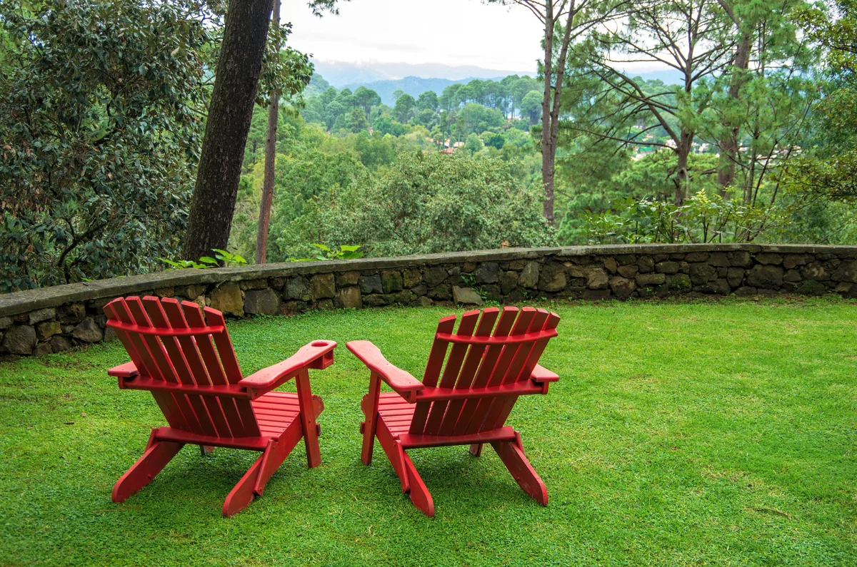 backyard view with chairs