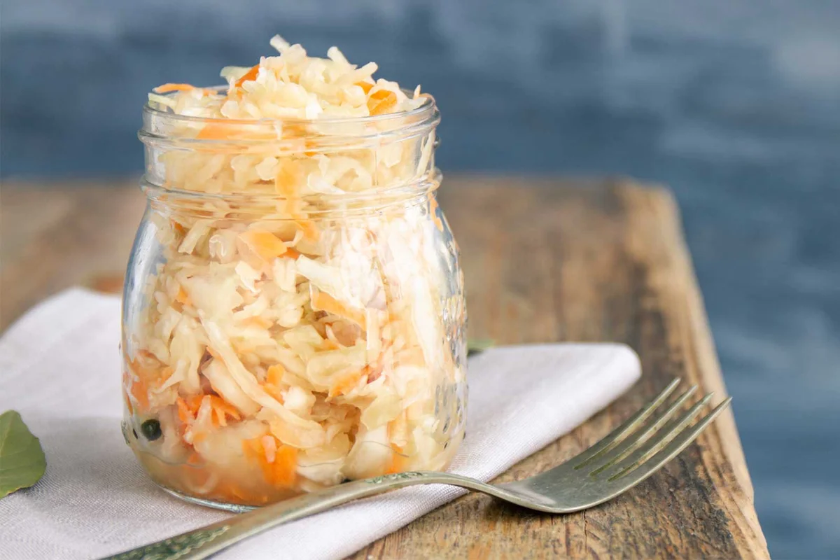 sauerkraut in a jar probiotic food