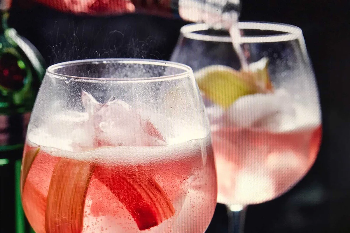 tequila rhubarb spritzer