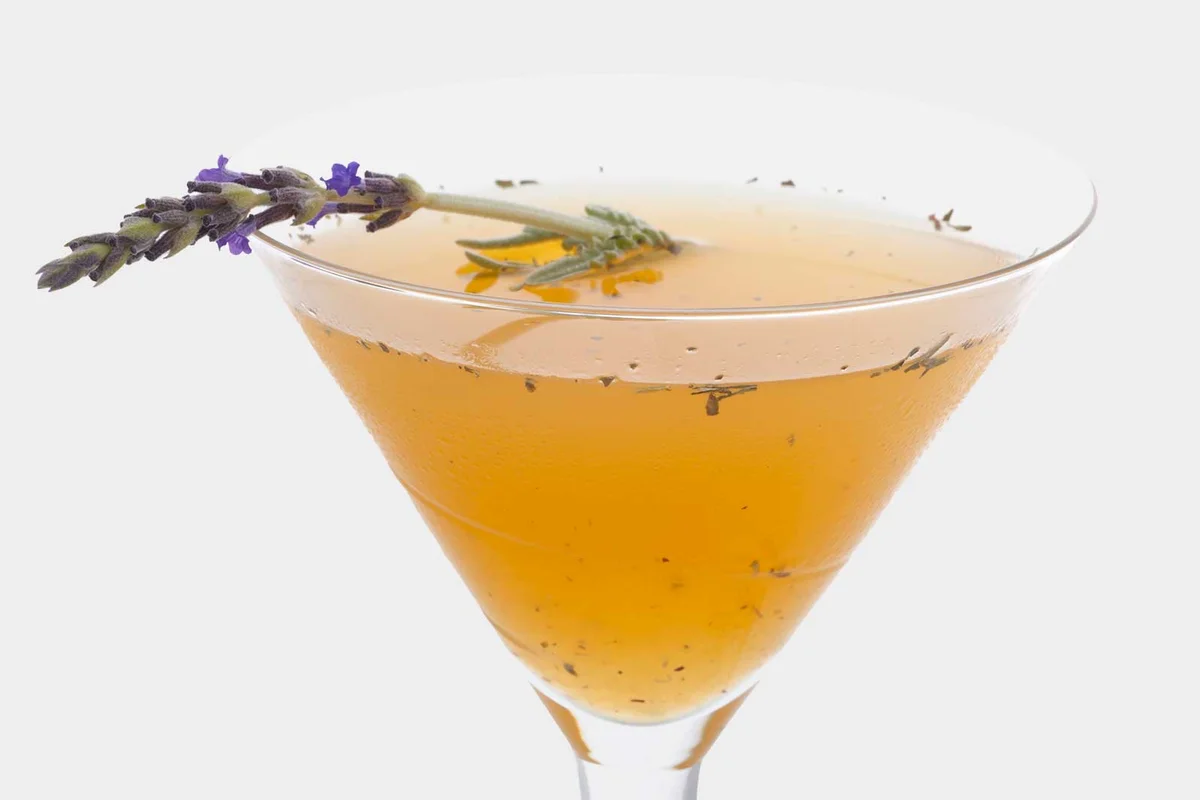 Peartini cocktail