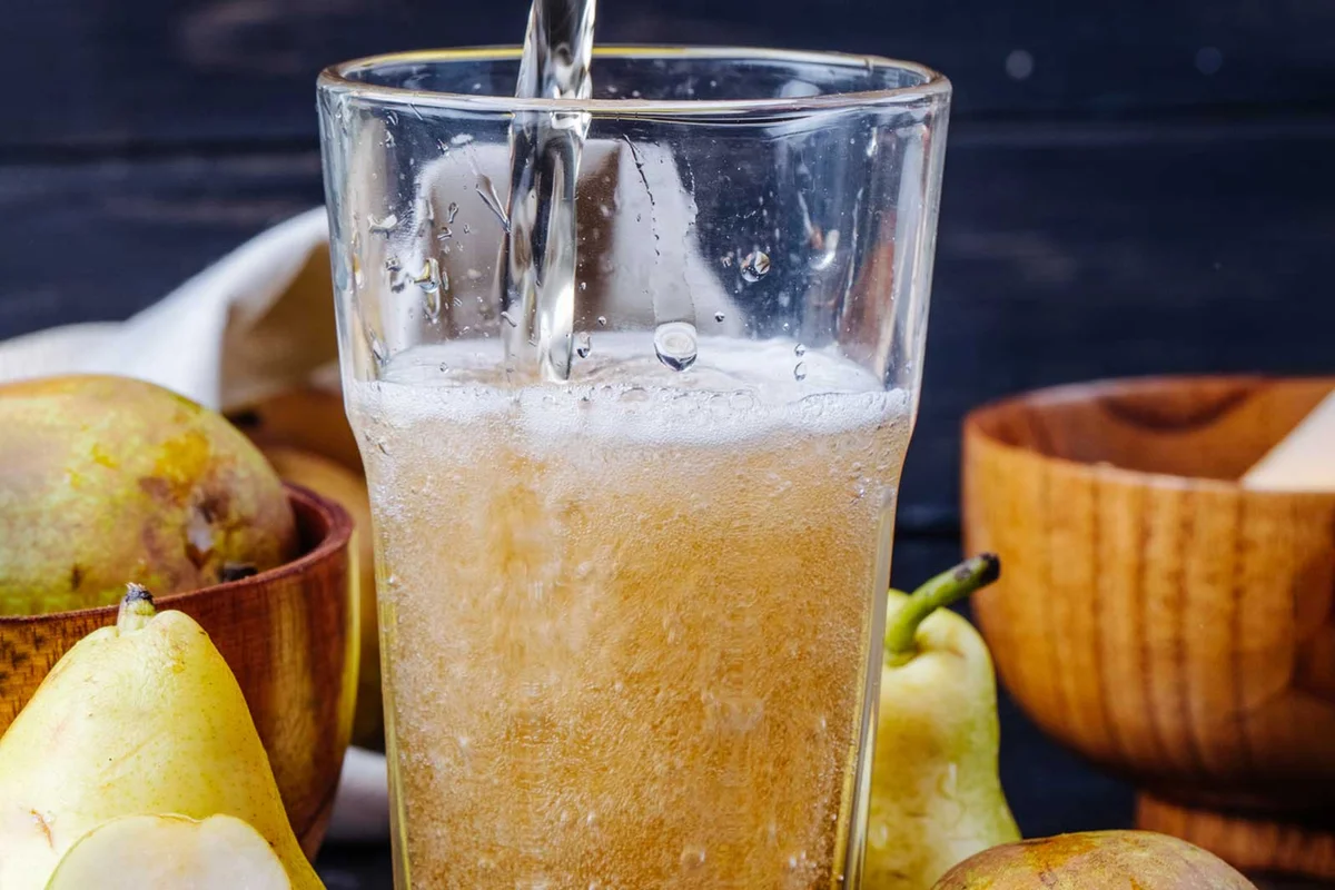 pear cobbler cocktail