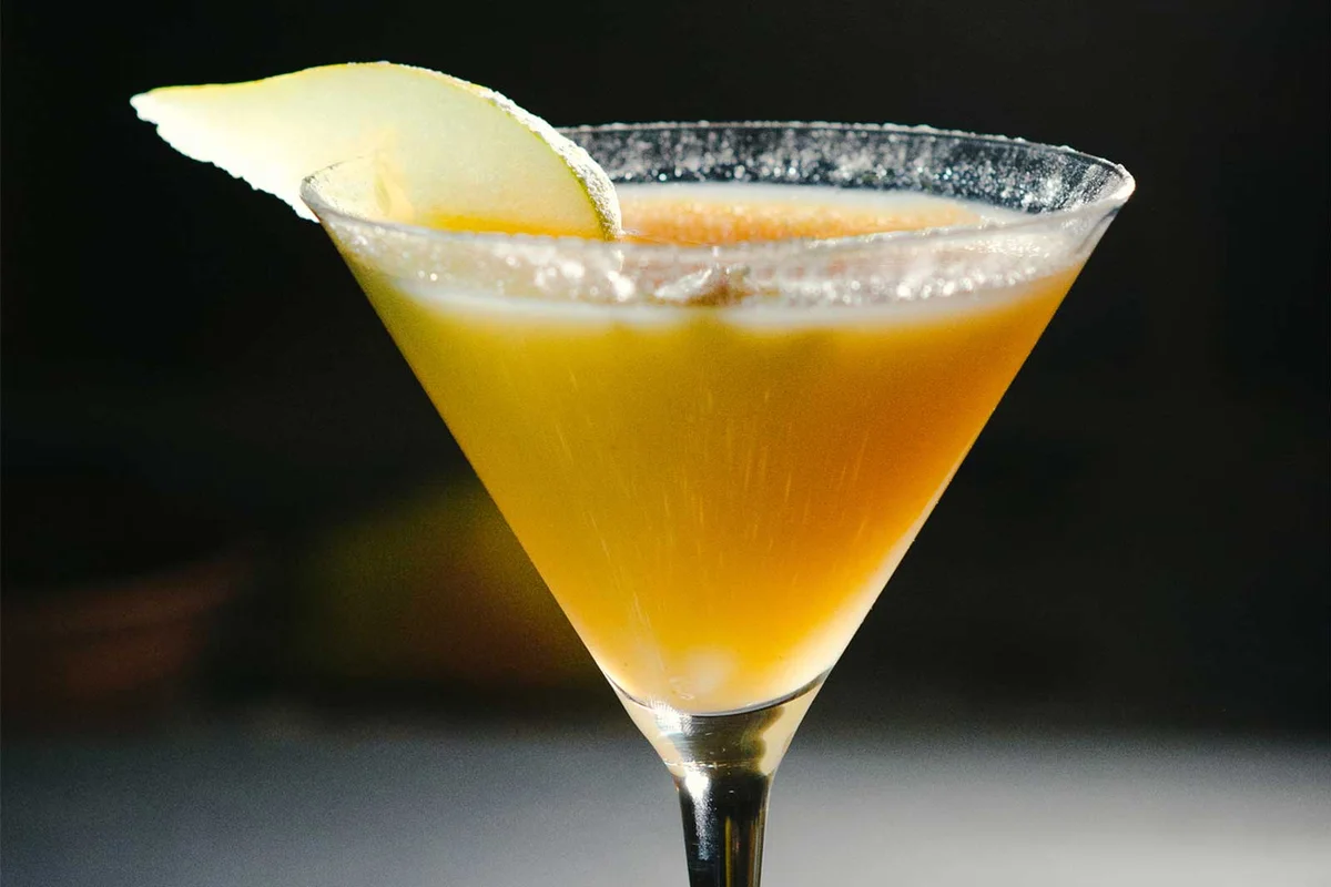the perfect pair pear cocktail