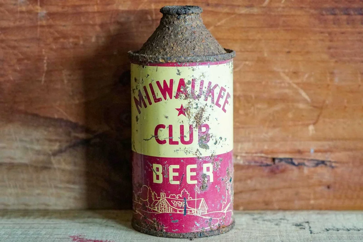 Milwaukee Club Beer Cone Top Beer Can
