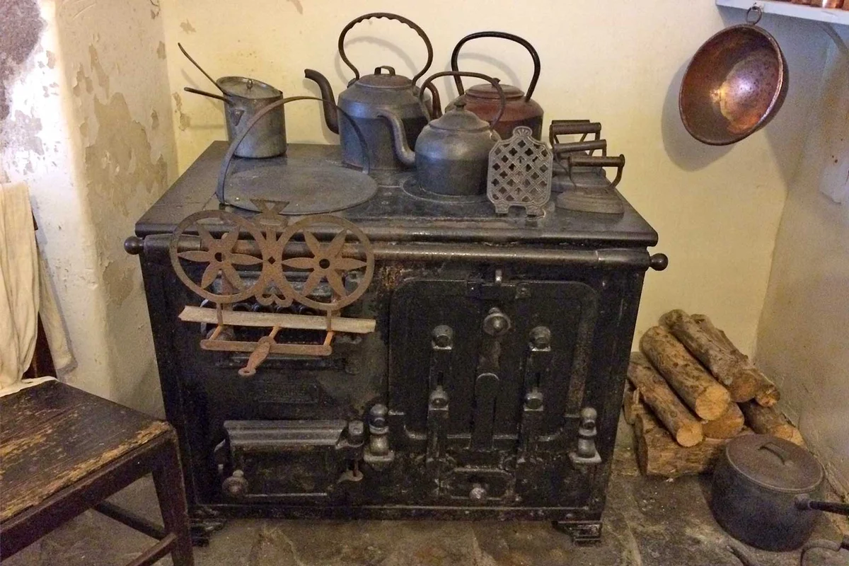 Cast Iron Range cook stove