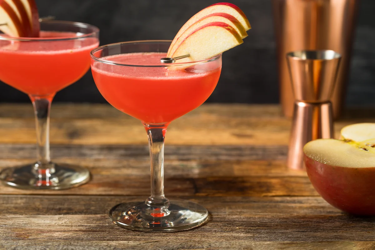 Applejack cocktail
