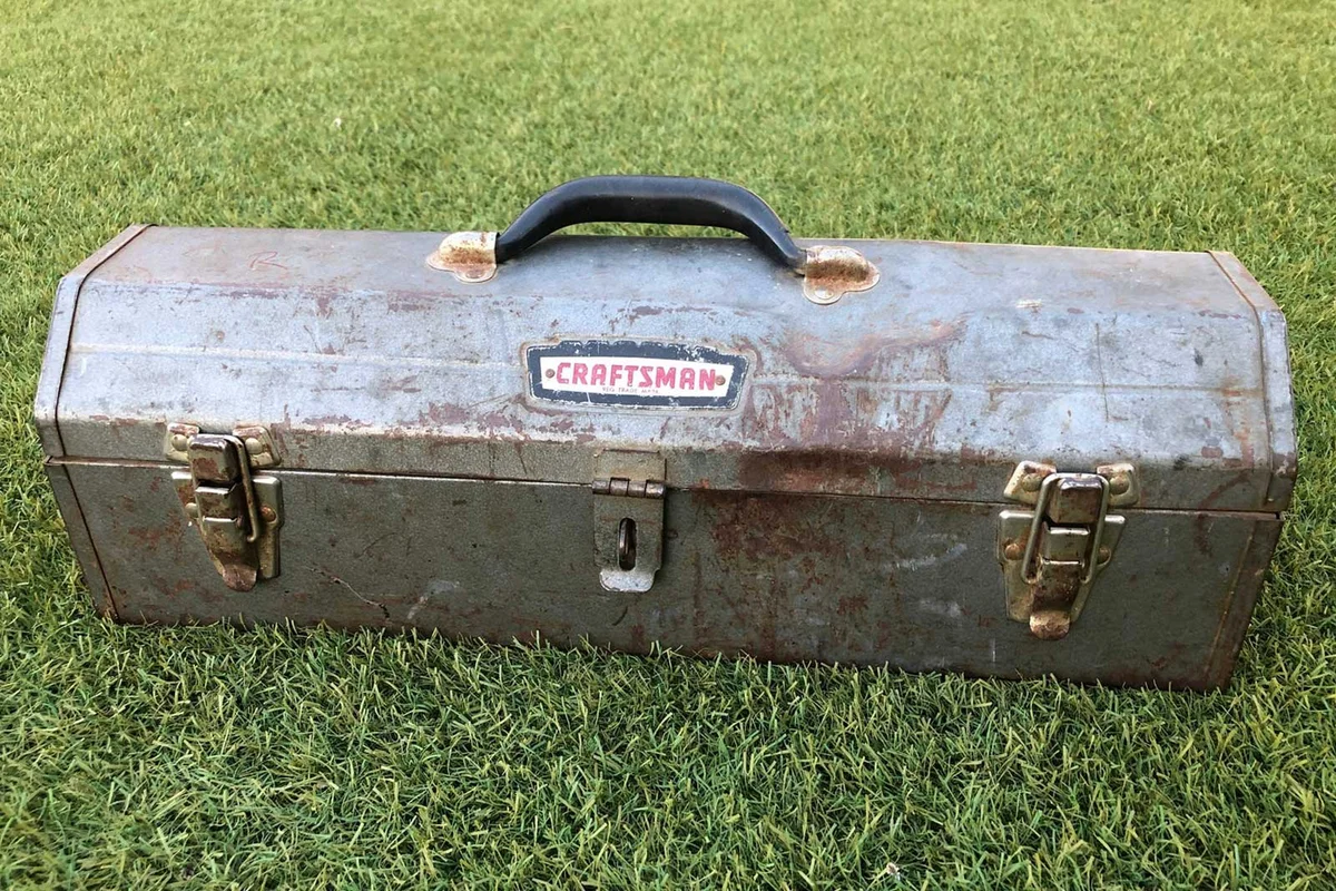 Vintage Craftsman Crown Logo Metal Tombstone Tool Box