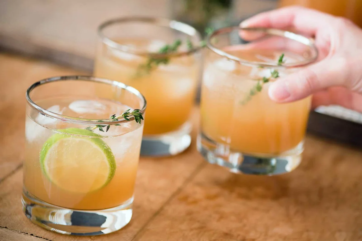 mountain cider high cocktail with mountain dew