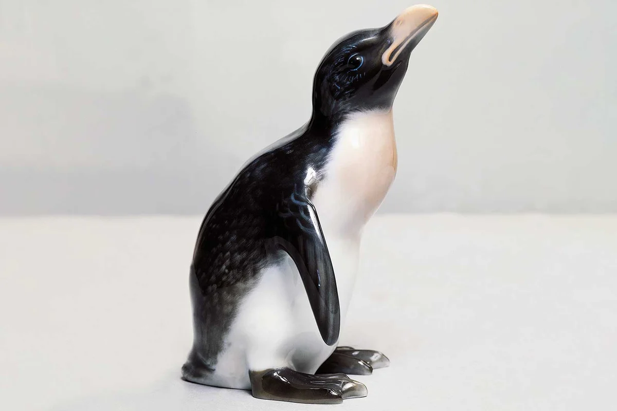 Art Deco style statuette of penguin Rosenthal