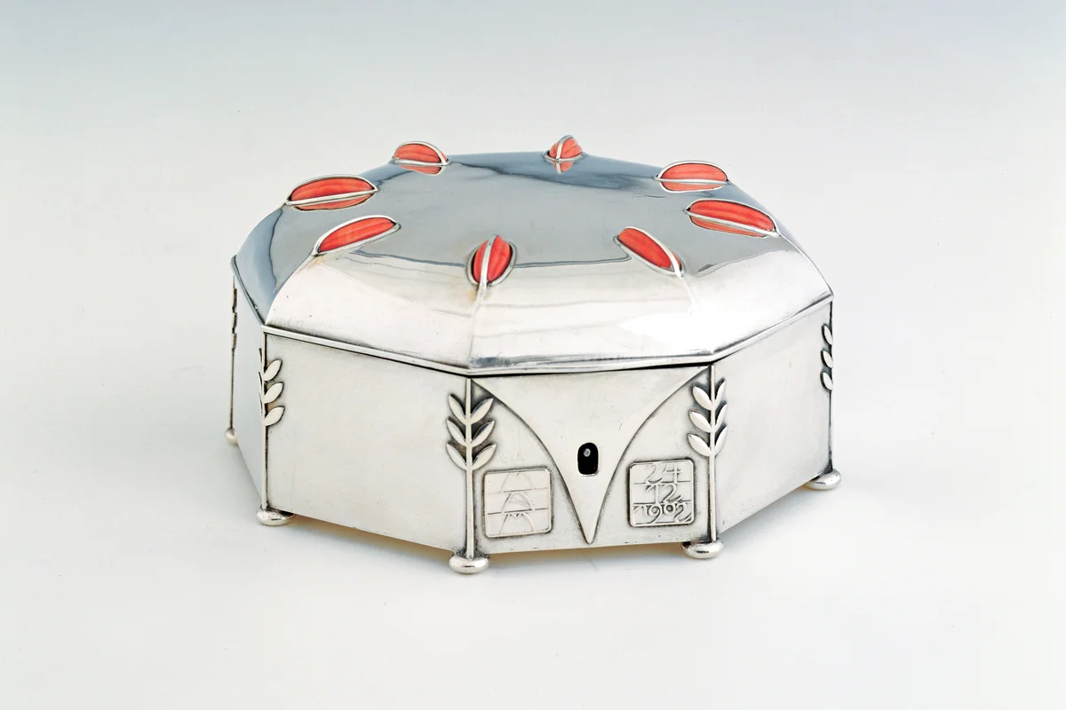 Jewelry box for Alma Mahler