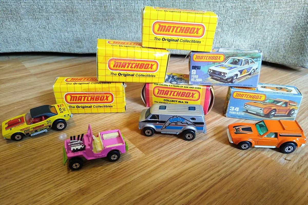 Lot Matchbox Cars in Original Boxes Plus Some Empty Boxes 1970s Vampire Van Etc