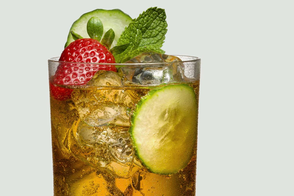 Pimms Cup cocktail