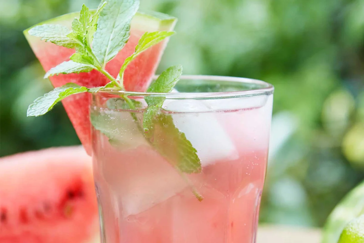 melon rum punch cocktail